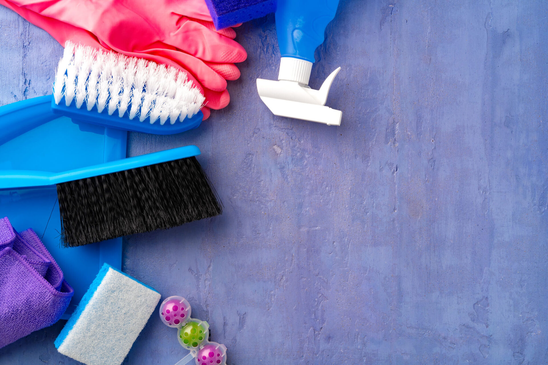 浴室の床の汚れのタイプ別掃除方法